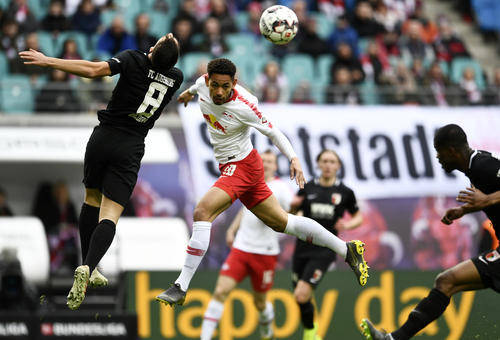  莱比锡红牛客场战胜奥格斯堡保持不败