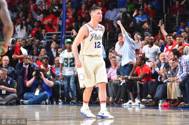  尼姆主场雨战险胜收获宝贵三分